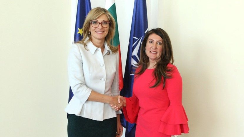 Глава МИД Болгарии обсудила с новым послом США стратегическое партнерство