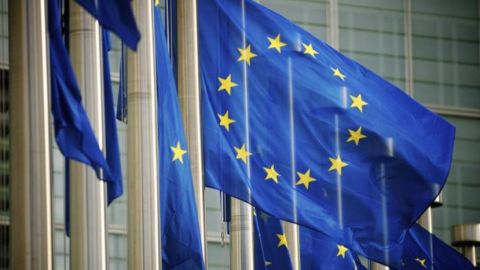 55% болгар оптимистично относятся к будущему Евросоюза, но лишь 20% поддерживает введение евро