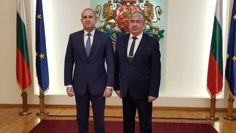 На прощанье посол России А.Макаров встретился с президентом и премьером Болгарии