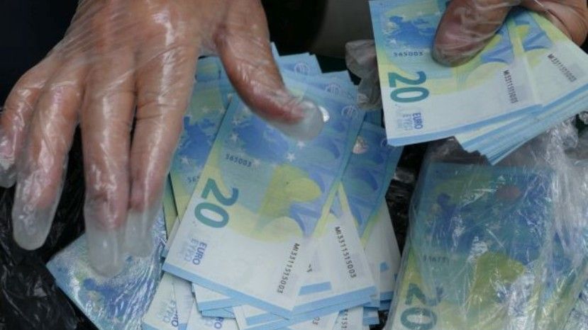 ГДБОП разбри група, разпространявала фалшиви евробанкноти