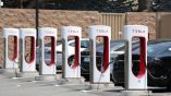 Tesla изгражда зарядна станция за електромобили в София