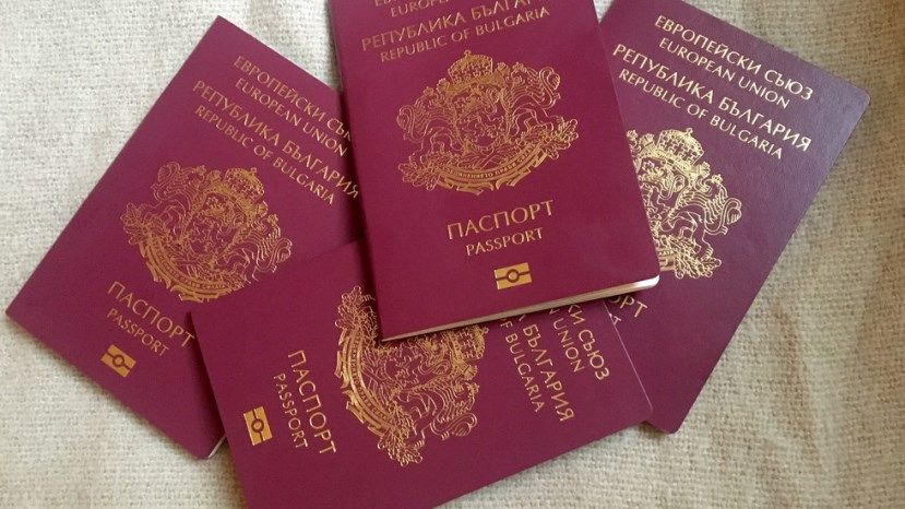 С января по сентябрь гражданство Болгарии получило 5 793 иностранцев