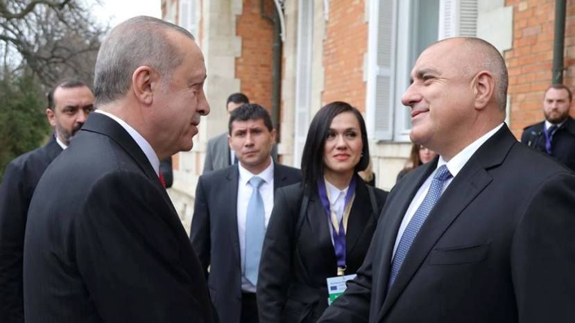 Премьер Болгарии встретил президента Турции в Варне