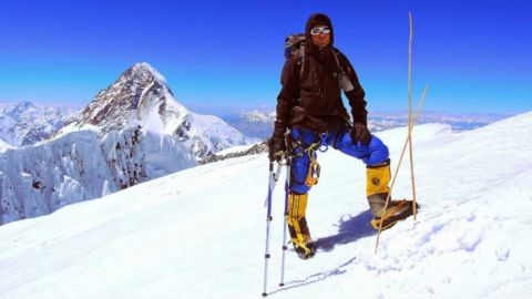 Альпинист Иван Томов погиб после восхождения на Лхоцзе