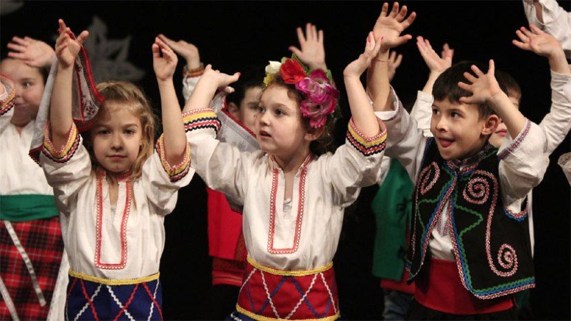 Инициатива «Розы Болгарии» объединяет болгарские воскресные школы в мире