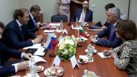 Министр экономики Болгарии обсудил с министром промышленности РФ создание совместных предприятий
