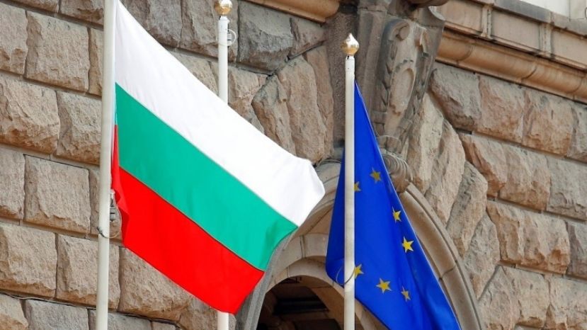 Премьер Болгарии обсудил с еврокомиссаров по расширению ситуацию в Украине