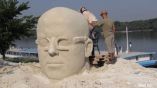 Алея на световните изобретения от пясък се появи на кея в Русе