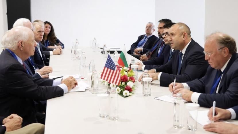 Президент: Болгария стремится привлечь больше инвестиций из США в области информационных технологий и инноваций
