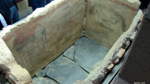В пловдивском Археологическом музее выставлена раннехристианская гробница