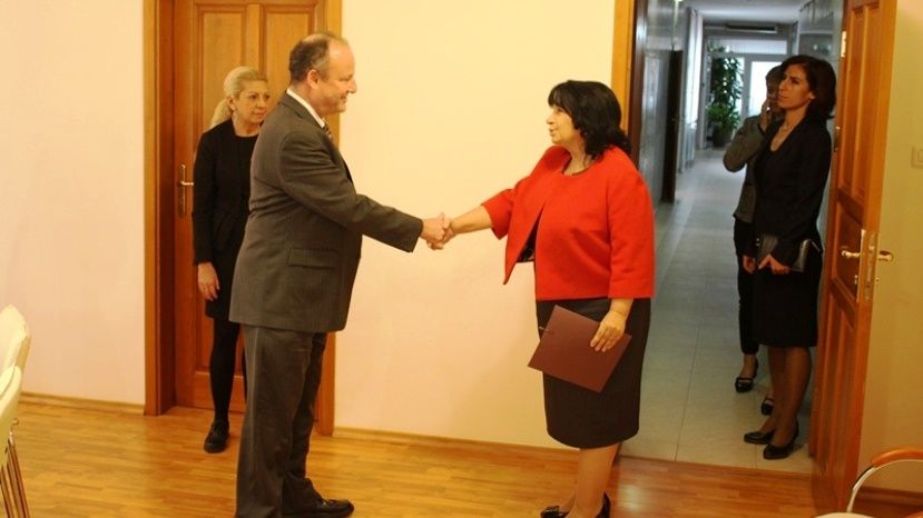 Министър Петкова и посланик Рубин обсъдиха актуални теми от енергийния сектор