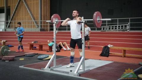 Легендарният щангист и треньор Иван Иванов подготвя в „Камчия“ националния отбор по вдигане на тежести