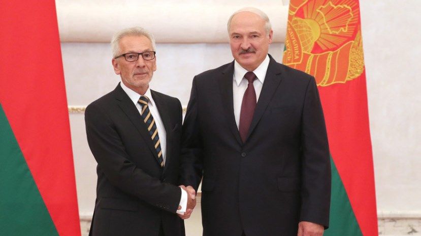 Посол Болгарии вручил верительные грамоты президенту Беларуси