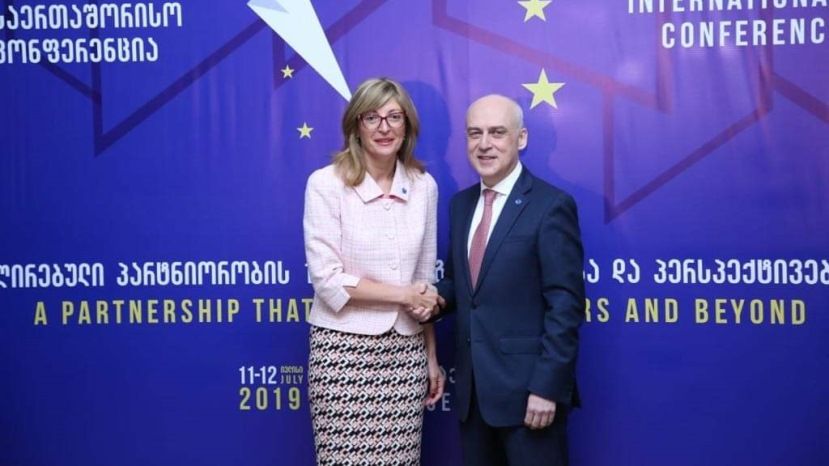 Министър Екатерина Захариева: ЕС е най-доброто място за живеене