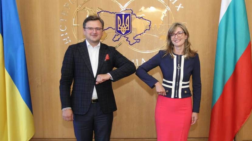 Захариева в Киев: Пълна подкрепа за политическото асоцииране и икономическата интеграция на Украйна в евроатлантическото пространство
