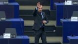 Европарламент осудил болгарского евродепутата за &quot;нацистское приветствие&quot;