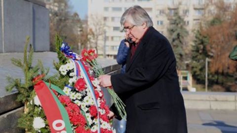 Анатолий Макаров