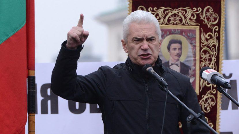 Волен Сидеров приговорен к 100 часам безвозмездного труда