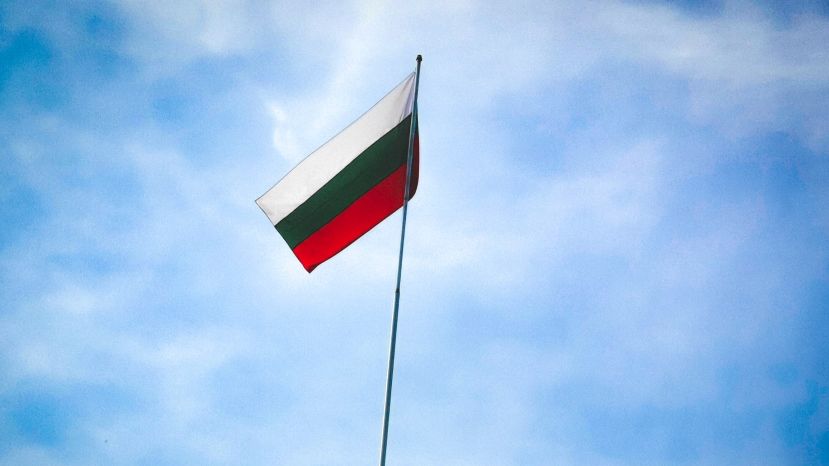 МИД Болгарии высылает двух российских дипломатов, обвиненных в шпионаже