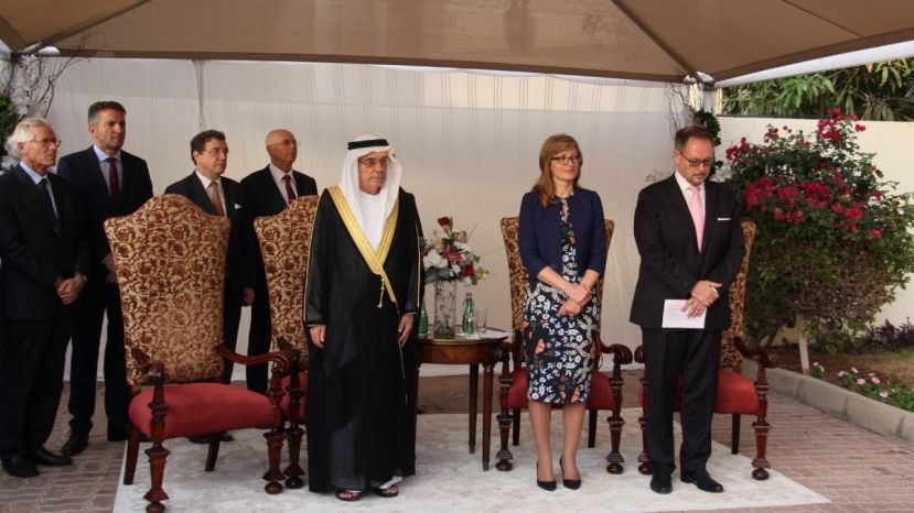 В Абу Даби вицепремиерът Eкатерина Захариева откри 77-ото посолство на Република България