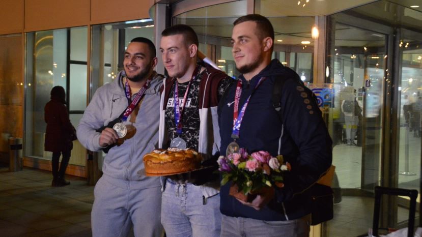 Мужская сборная Болгарии заняла первое место в медальном зачете на ЧЕ по тяжелой атлетике