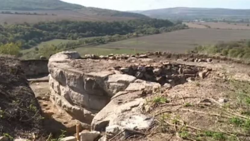 В Болгарии раскопали &quot;невероятную&quot; крепость V века