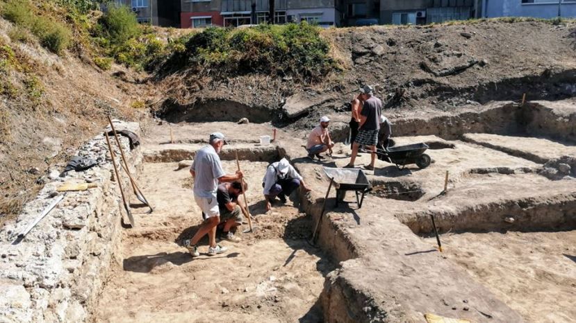 В Болгарии под руинами древнеримского города найден затерянный форт