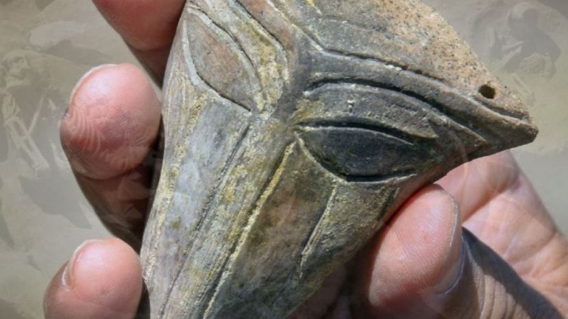 Археологи нашли 6000-летнюю маску &quot;инопланетянина&quot;