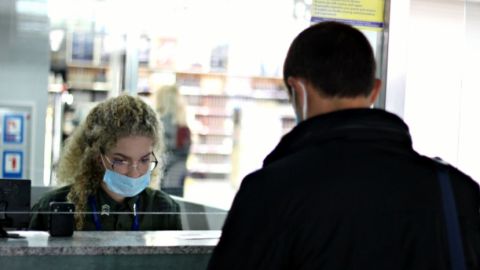 В аэропорту Украины задержали трех граждан Узбекистана с поддельными паспортами Болгарии