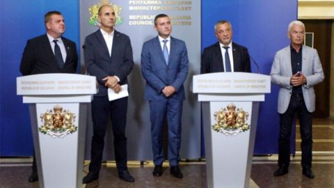Напряжение в правящей коалиции на пороге нового политического сезона в Болгарии