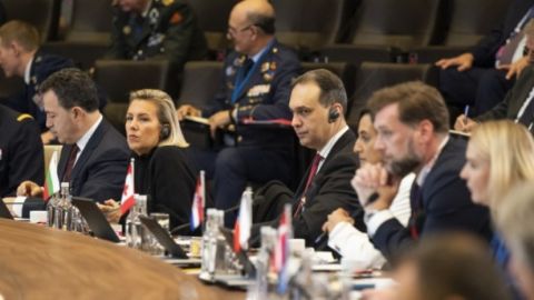 Министр обороны Болгарии: НАТО продолжит укрепление оборонного потенциала