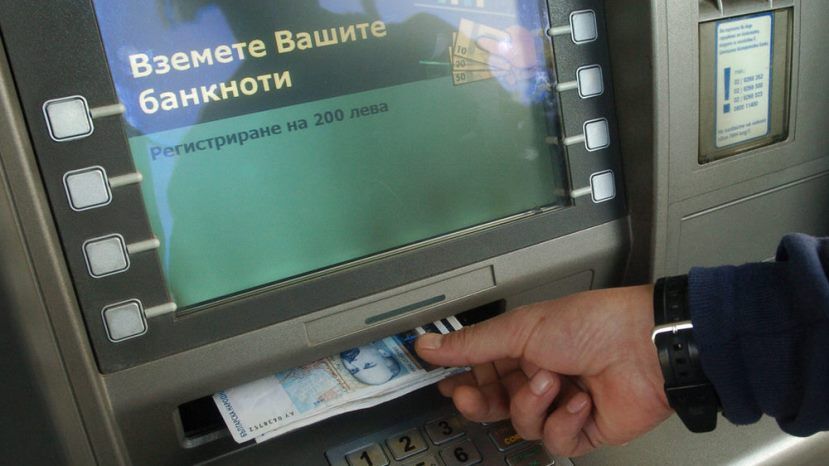 За первые семь месяцев этого года прибыль болгарских банков превысила 1 млрд. левов