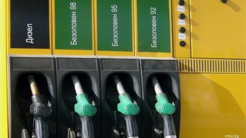 Цены на АЗС Болгарии продолжают падать