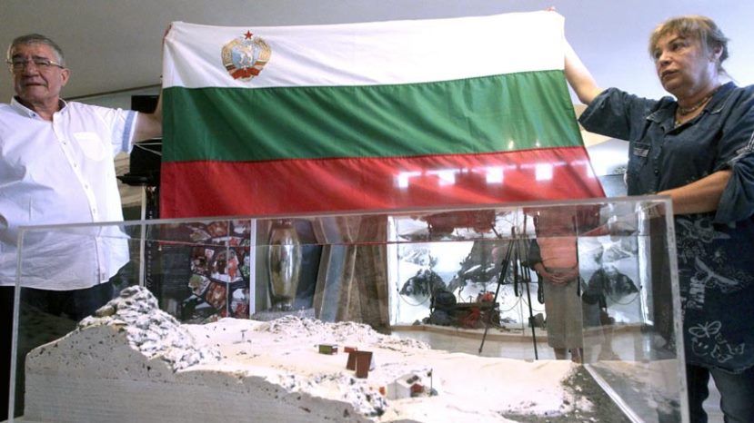 Болгарский флаг, найденный на Антарктиде, будет храниться в Национальном историческом музее