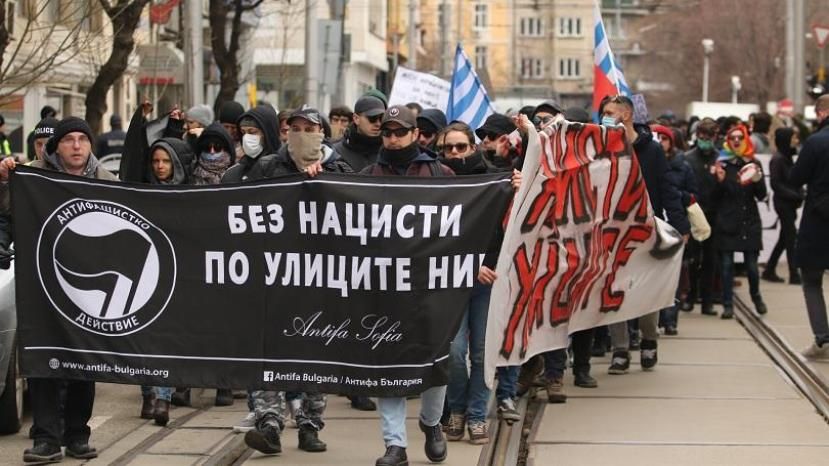 Болгарская полиция не позволила неонацистам провести в Софии факельное шествие