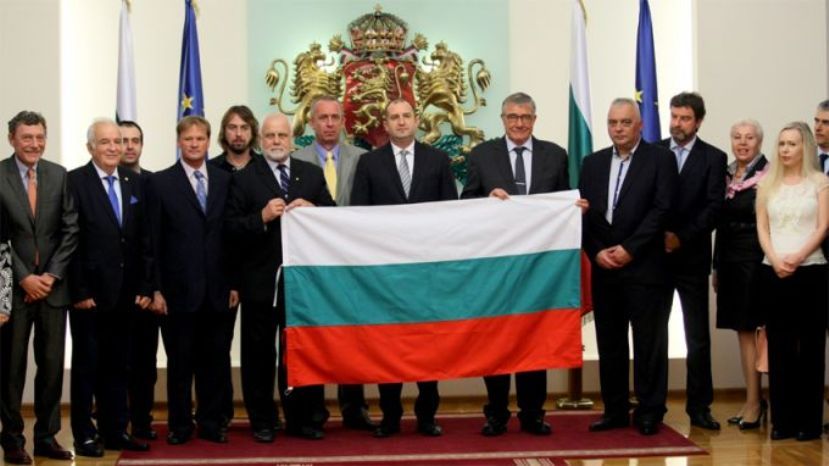 Президент Болгарии вручил флаг участникам 26-й болгарской Антарктической экспедиции