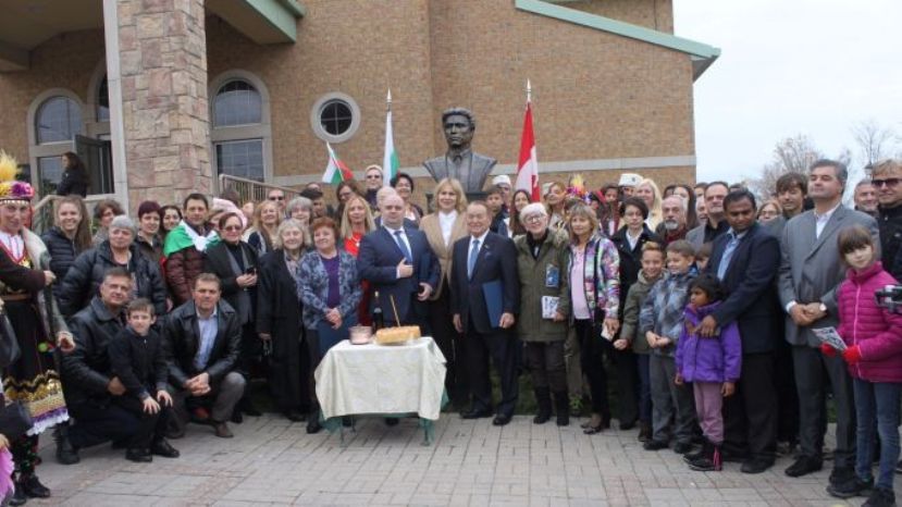 В Канаде установили памятник Василу Левски