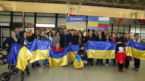 В Болгарию на лечение прибыло шесть украинских военнослужащих