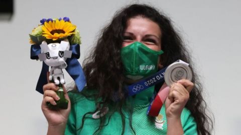 Антоанета Костадинова стала вице-чемпионкой Игр в стрельбе из пистолета