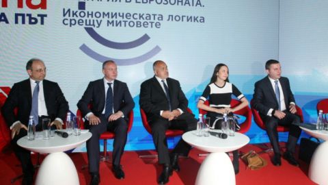 Министр финансов Болгарии развенчал мифы, связанные с введением евро