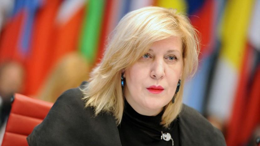 РГ: Совет Европы обвинил Болгарию в расизме по отношению к цыганам