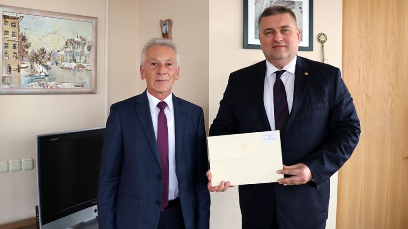 Посланикът на България в Беларус връчи копия на акредитивните си писма
