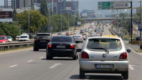 Какие автомобили покупают болгары?