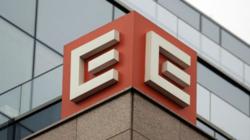 Чешская компания ЧЕЗ подала в инвестиционный арбитраж иск против Болгарии
