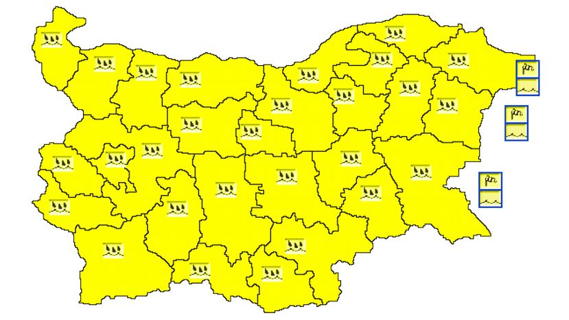 Из-за сильных дождей в Болгарии объявлен „желтый“ уровень опасности