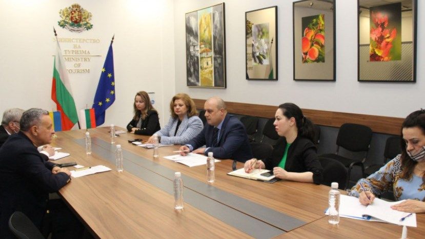 Правительство Болгарии делает все возможное, чтобы помочь украинским беженцам