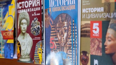 В Болгарии на уроках истории будут изучать коммунизм, террор и репрессивный аппарат