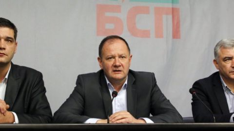 Болгарские социалисты начинают подготовку вотума недоверия правительству