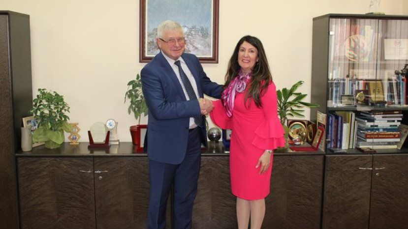 Министр здравоохранения Болгарии обсудил с послом США двустороннее сотрудничество