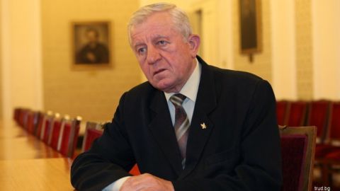 Михо Михов
